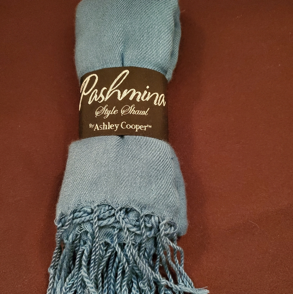 NEW➡️Womens Ashley Cooper Pashmina